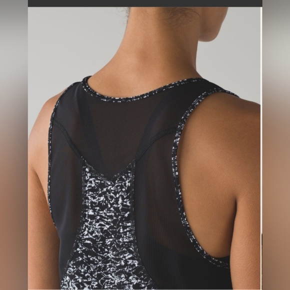 Lululemon Sculpt Tank IIIced Wave White Black / Black - Picture 2 of 7